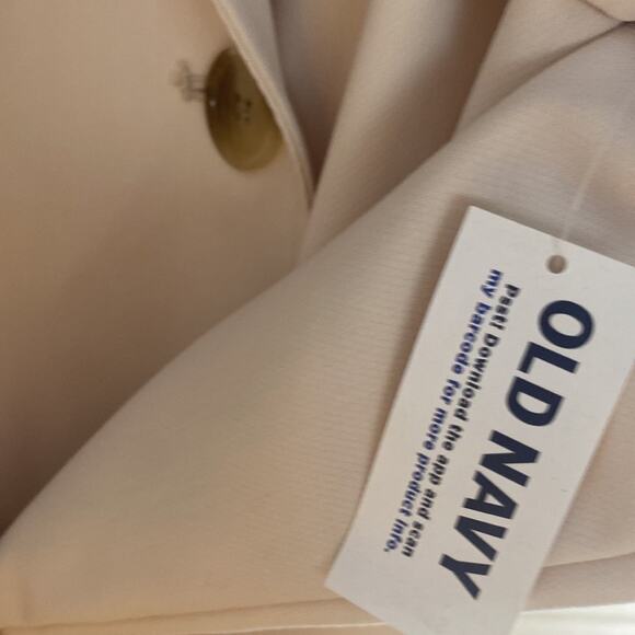 Old Navy Cozy l Double-Breasted Tie-Belt Trench - Picture 9 of 12